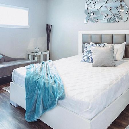 Premium Styled 2 Bedroom Apt In The Heart Of The Heights Houston Exterior foto