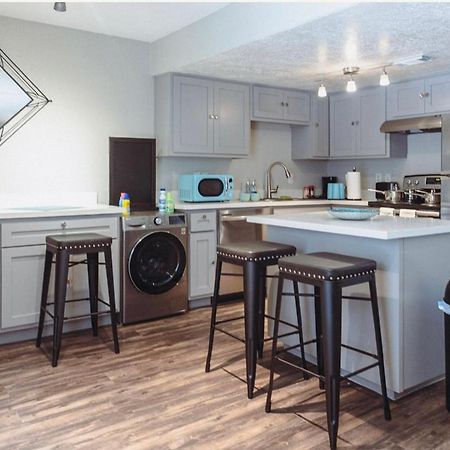 Premium Styled 2 Bedroom Apt In The Heart Of The Heights Houston Exterior foto