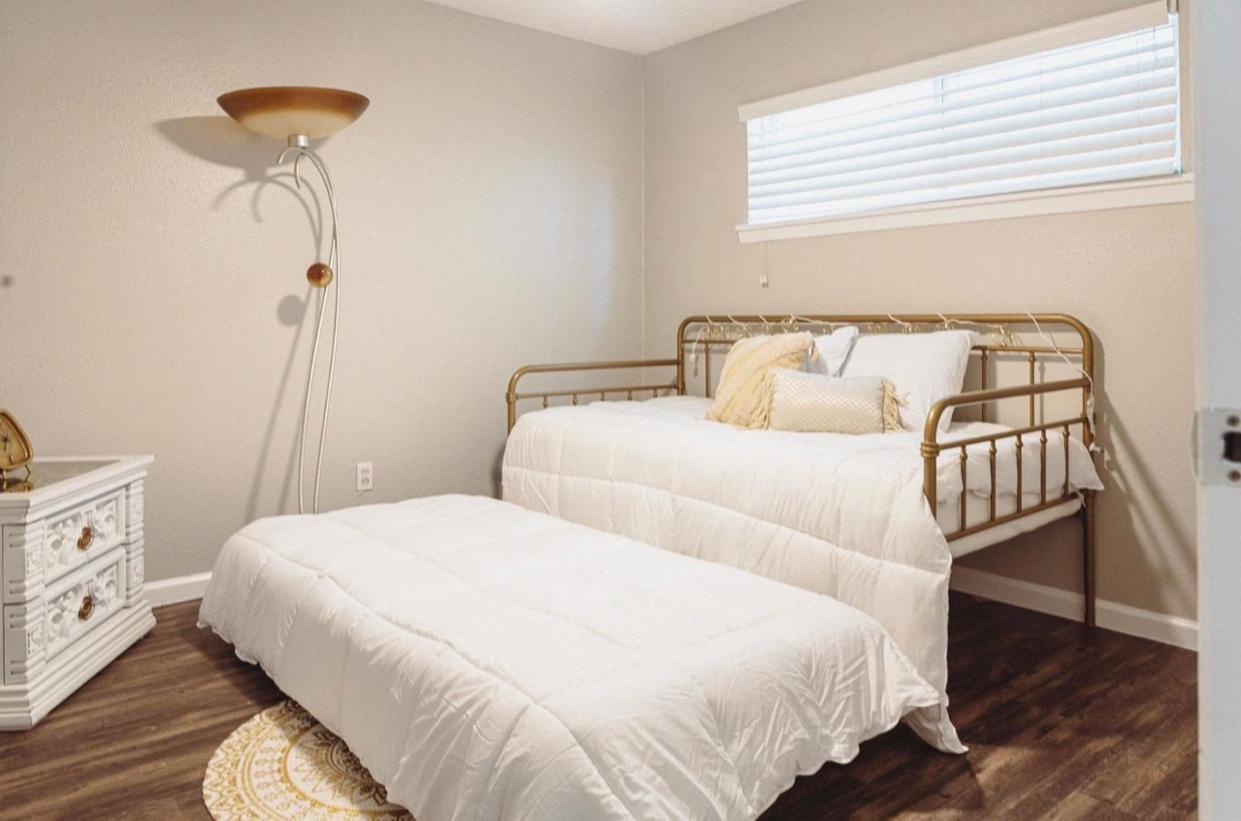 Premium Styled 2 Bedroom Apt In The Heart Of The Heights Houston Exterior foto