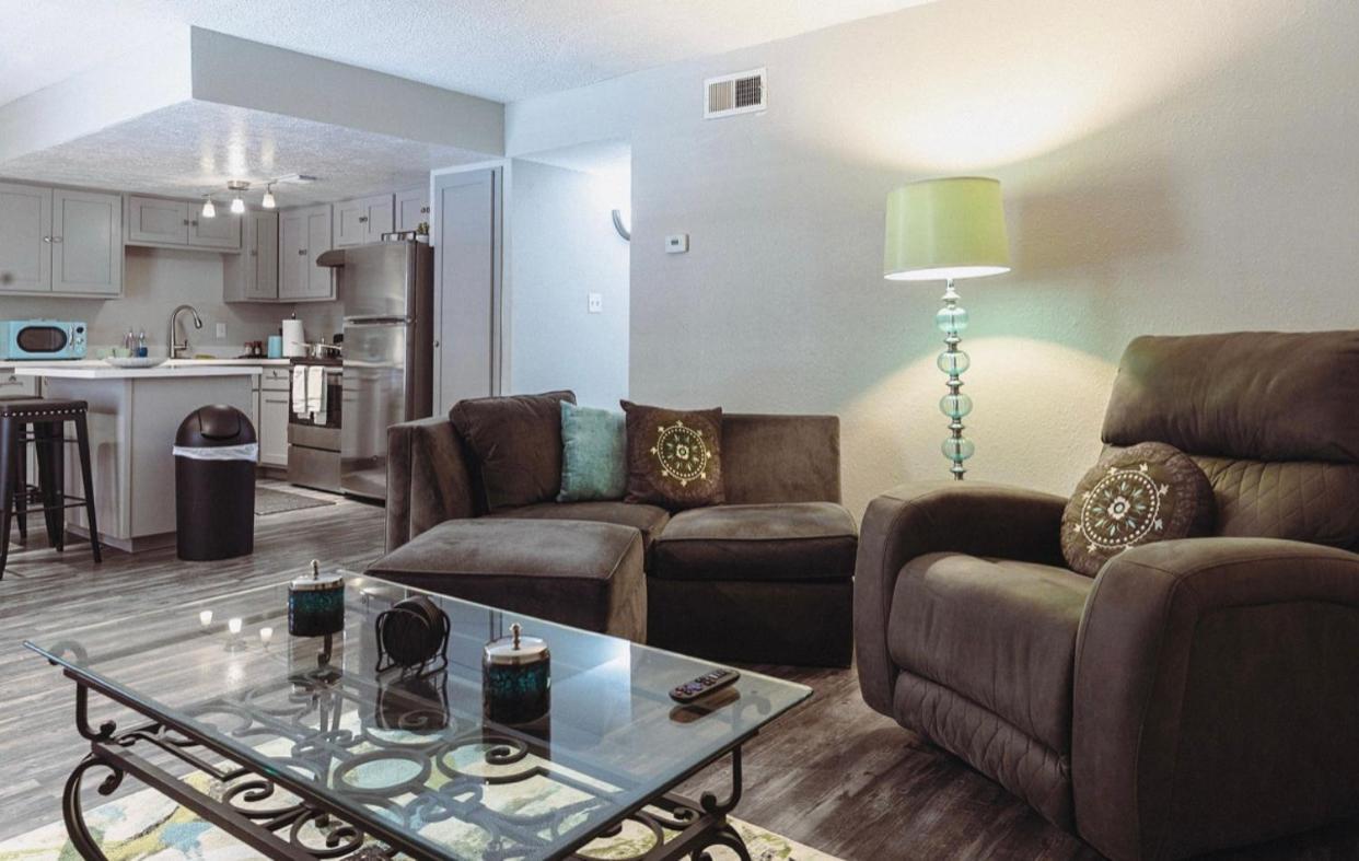 Premium Styled 2 Bedroom Apt In The Heart Of The Heights Houston Exterior foto